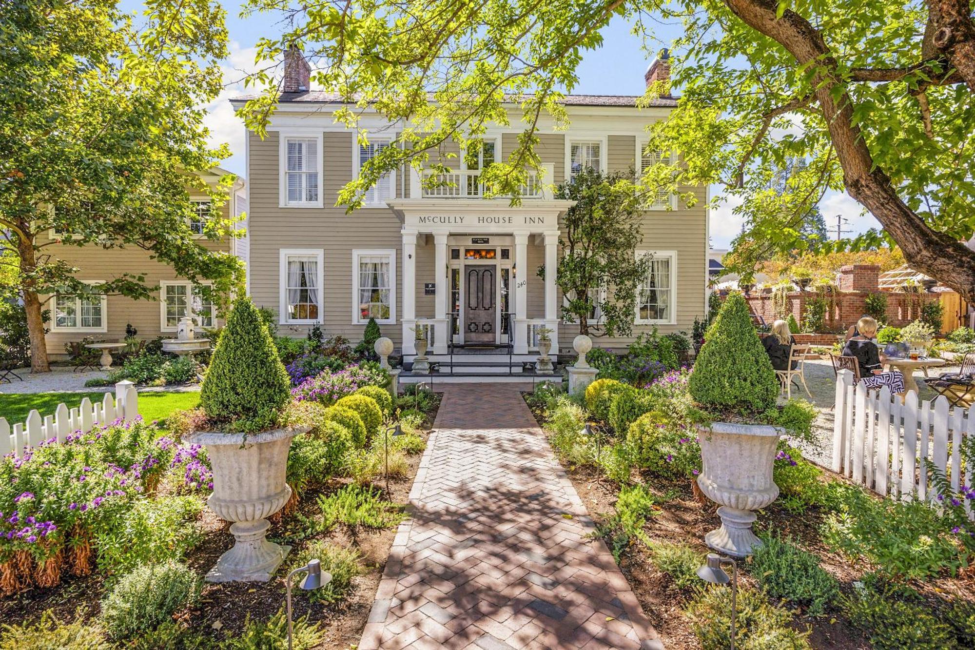 Mccully House Inn Jacksonville Exteriör bild